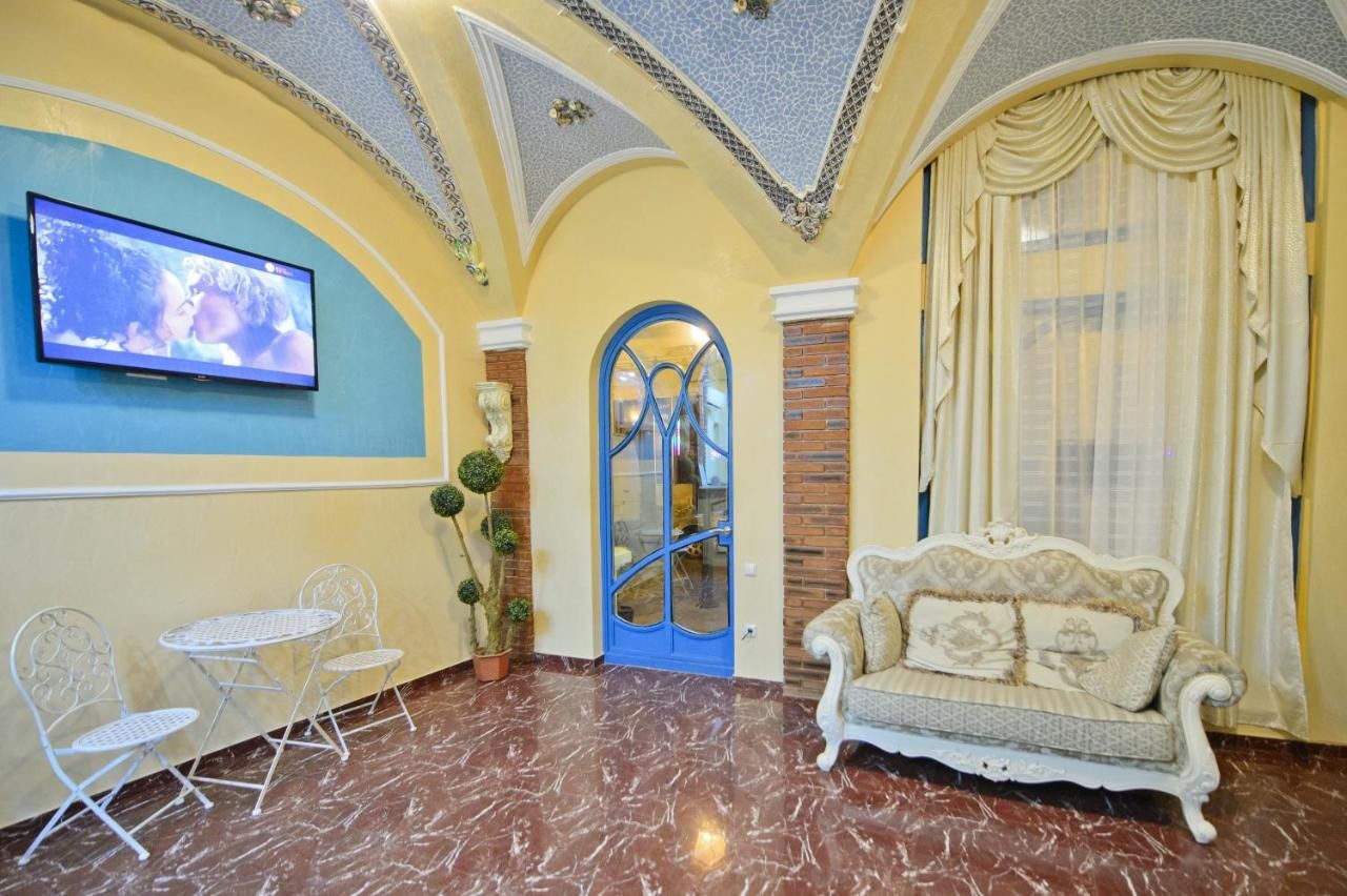 Отель Hotel Old Town Батуми-16