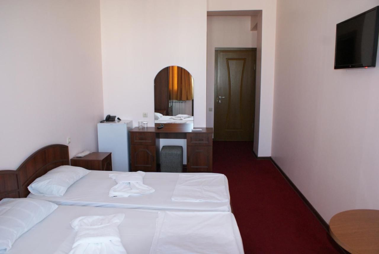 Отель Hotel Old Town Батуми-41