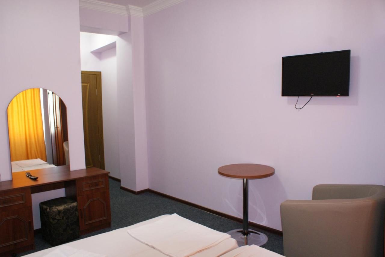 Отель Hotel Old Town Батуми-45