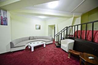 Отель Hotel Old Town Батуми Двухуровневый люкс-2