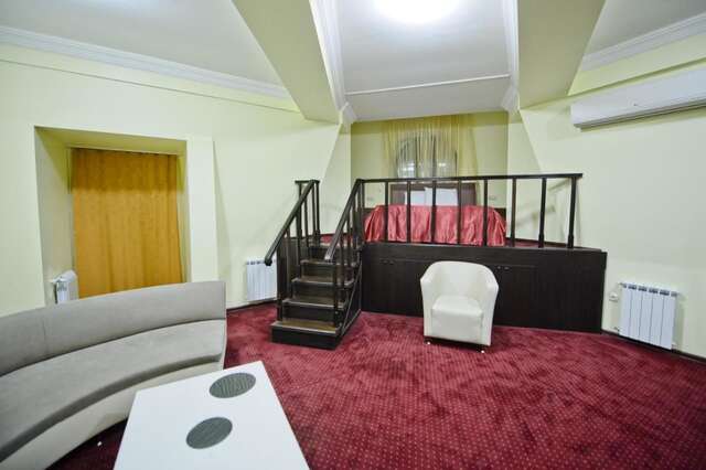 Отель Hotel Old Town Батуми-22