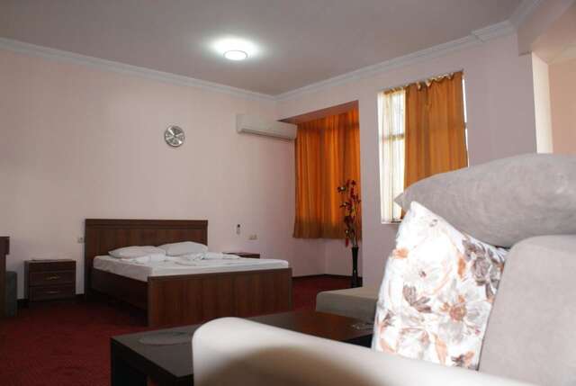 Отель Hotel Old Town Батуми-41