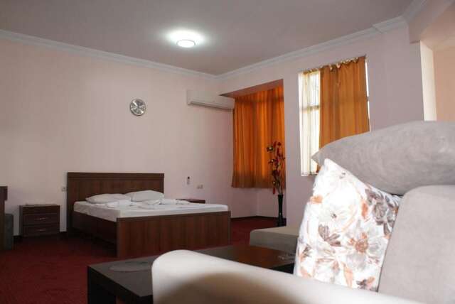 Отель Hotel Old Town Батуми-51